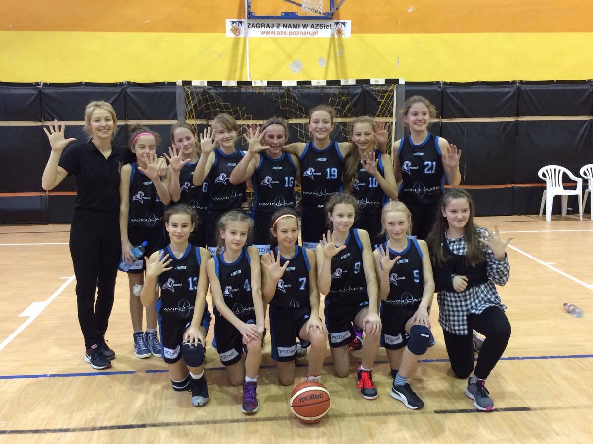 Młodziczki MUKS II górą w derbach Poznania