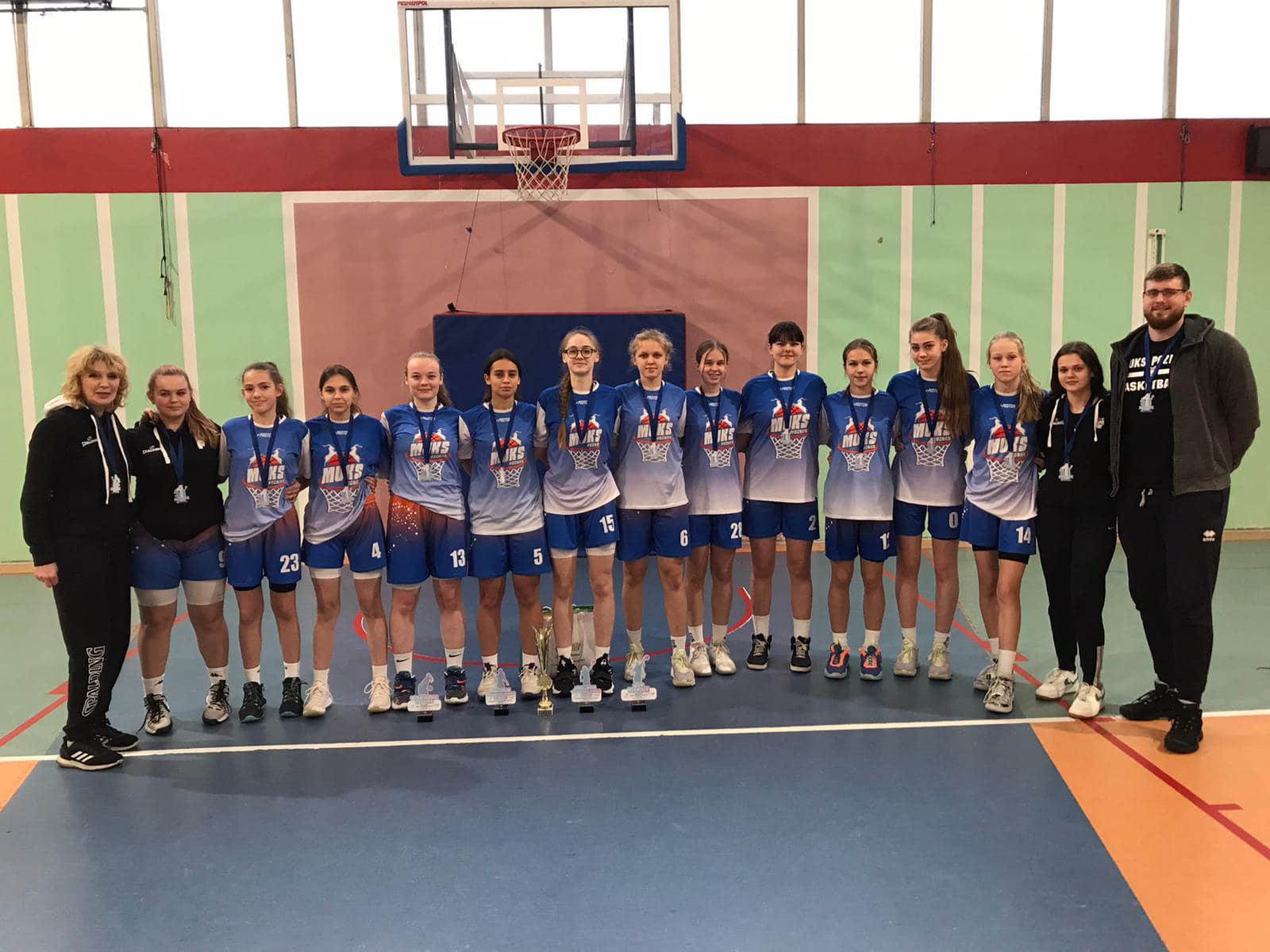 U15: Muksiary wygrywają Mikołajkowy Turniej Koszykówki